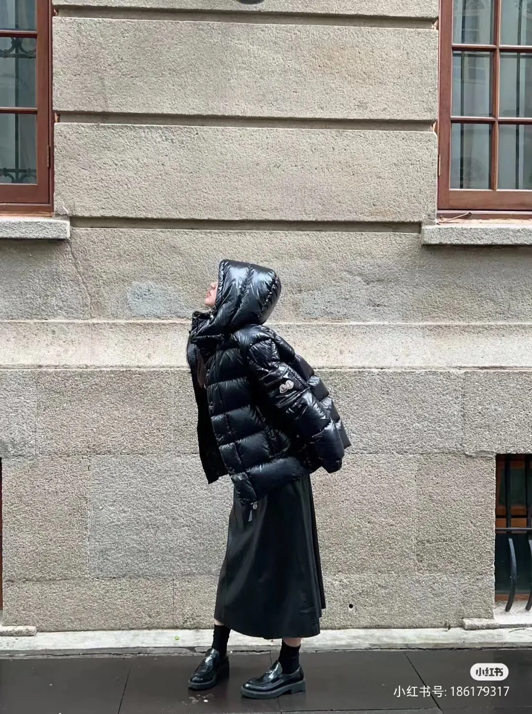 P390 Moncler/ 2026 70 、 。 DNA ， ， 。 Classic ， 、 。 Classic 70 。 Quality， 90 ，Premium Quality ， ，Black ！ Sizes M-3XL
